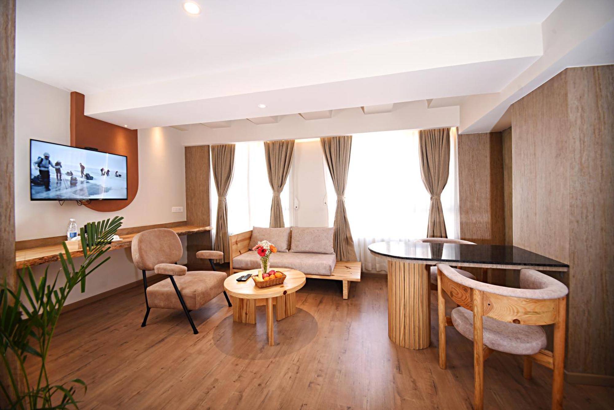 Daali Hotel & Apartment กาฐมาณฑุ ภายนอก รูปภาพ