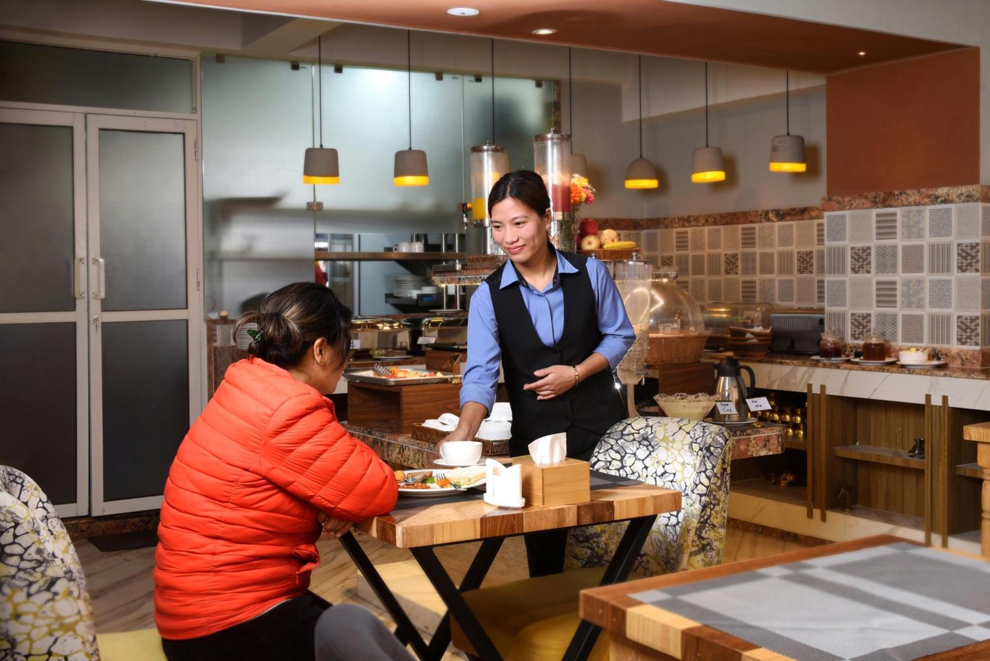 Daali Hotel & Apartment กาฐมาณฑุ ภายนอก รูปภาพ