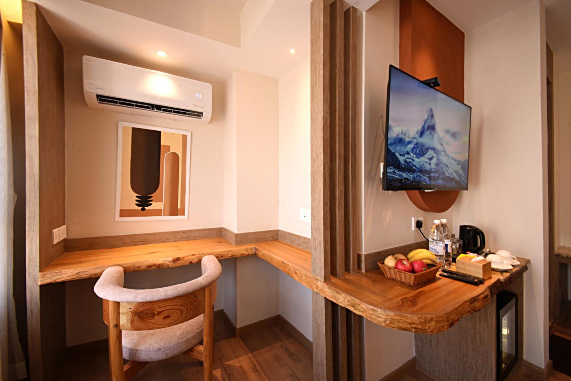 Daali Hotel & Apartment กาฐมาณฑุ ภายนอก รูปภาพ